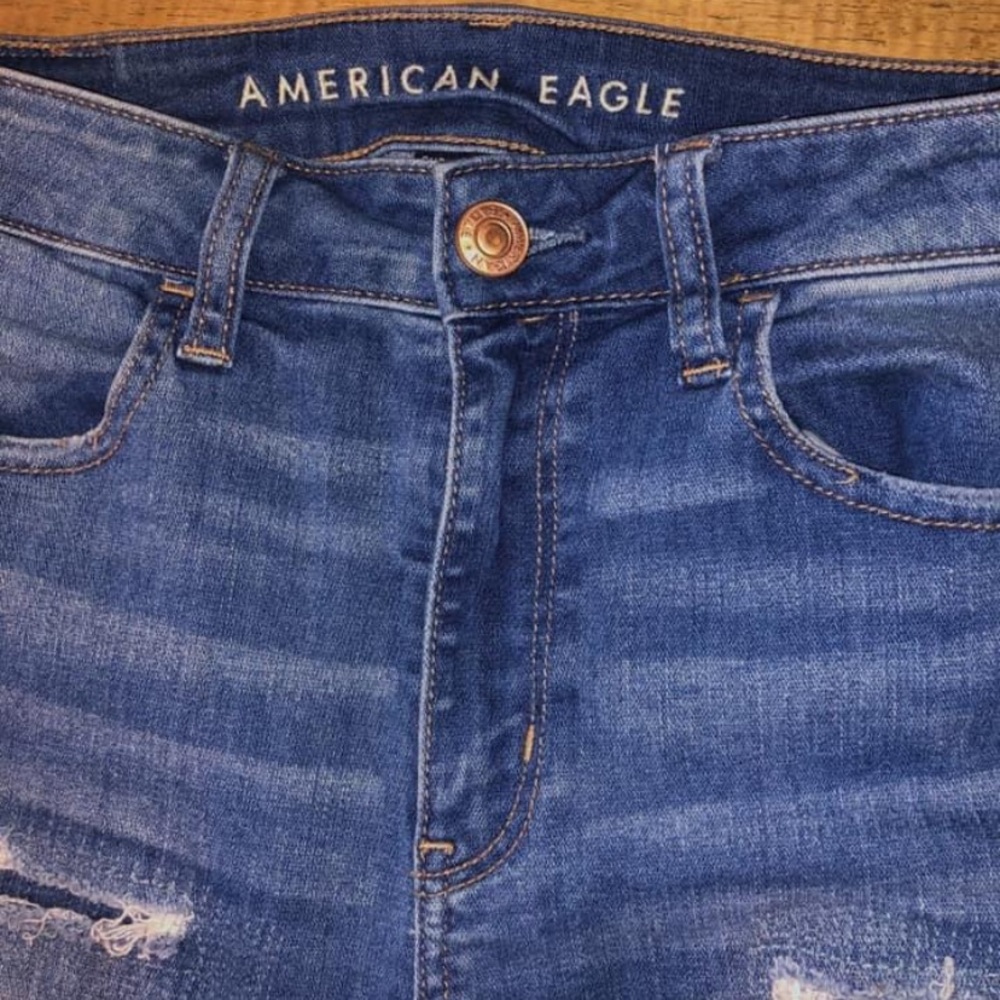 Women’s Size 6 High Waisted AE Skinny Jeans